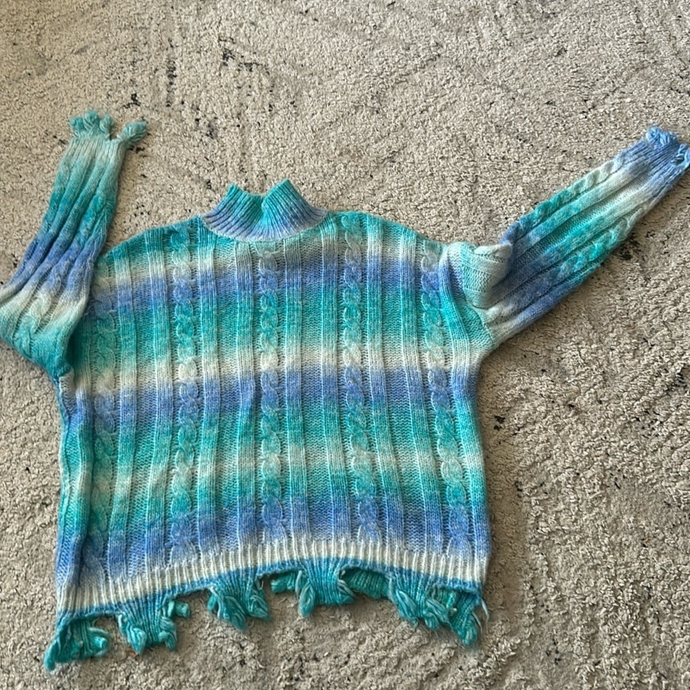 Papaya Ombré Striped Sweater with Frayed/Distressed hem NWOT Size S PTP 30+”